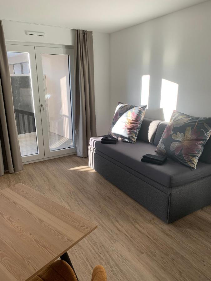 Apartment Metzingen Outlet City Business Zentral Modern Eksteriør bilde