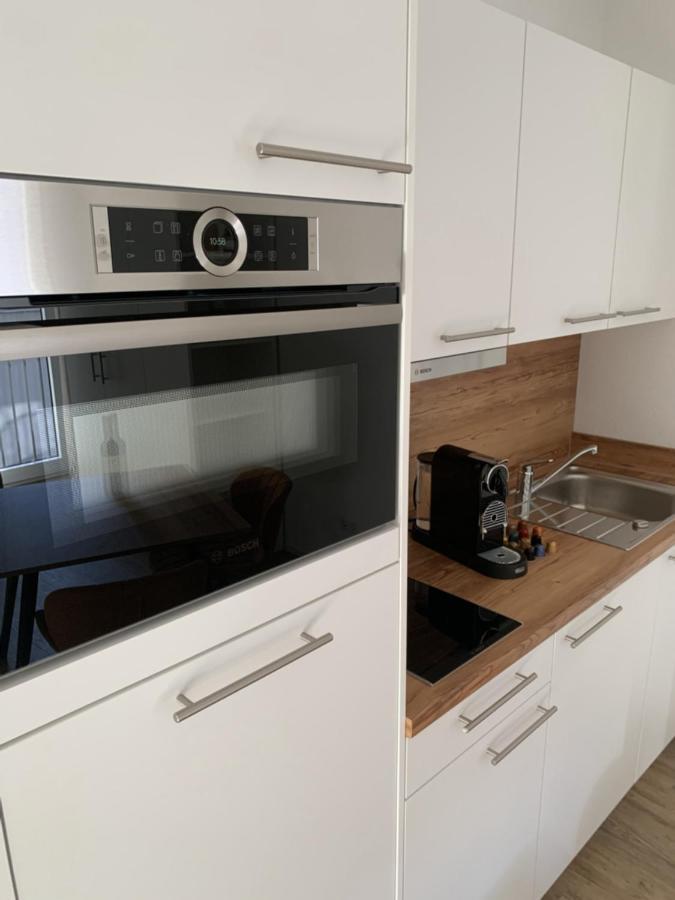 Apartment Metzingen Outlet City Business Zentral Modern Eksteriør bilde